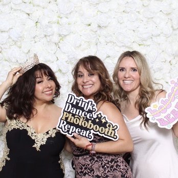 Endless Photobooth - Photo Booth Rentals Near Me
