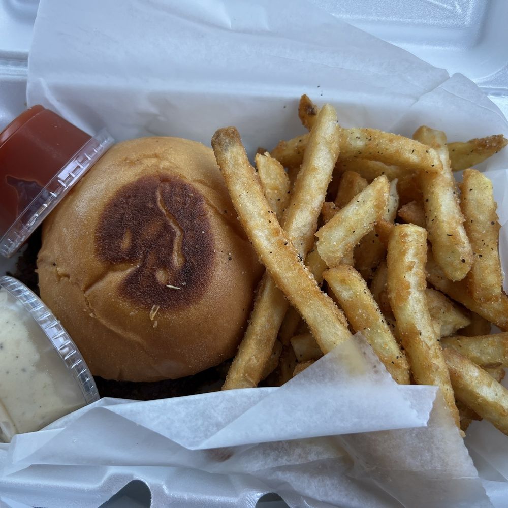 Garlic burger, sauce on side. Garlic burger, sauce on side.