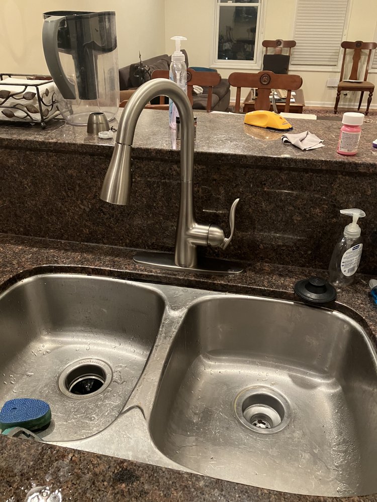 Slide of M&C Plumbing