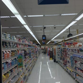 Shaw's - Brockton West Shaw's -- 641 Belmont Street / Route 123, Brockton          Interior - Grocery Near Me - Brockton, Massachusetts