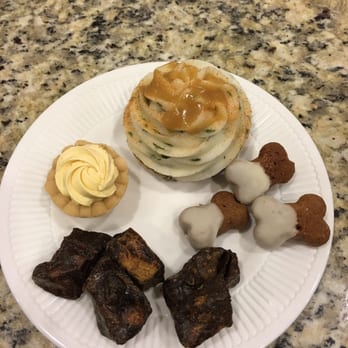 Three Dog Bakery - Christmas dinner for my princess - Pet Stores Near Me - Las Vegas, Nevada Three Dog Bakery - Christmas dinner for my princess - Pet Stores Near Me - Las Vegas, Nevada
