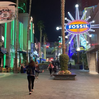 Universal Studios Hollywood - CityWalk - Amusement Parks Near Me - Universal City, California