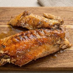 Big Bull's Bang'n BBQ and Southern Comfort Food - Baked turkey wing