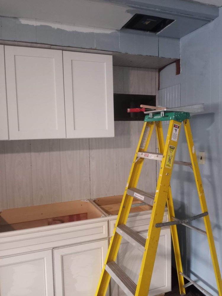 Slide of Charleswell Handyman Service.