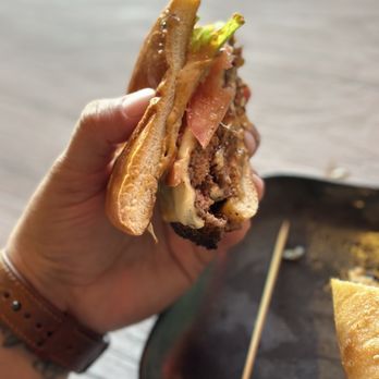 Beef N' Buns - Karachi Fire - Burgers Near Me - Orlando, Florida Beef N' Buns - Karachi Fire - Burgers Near Me - Orlando, Florida