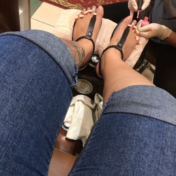 So this is me getting my pedicure done. So this is me getting my pedicure done.