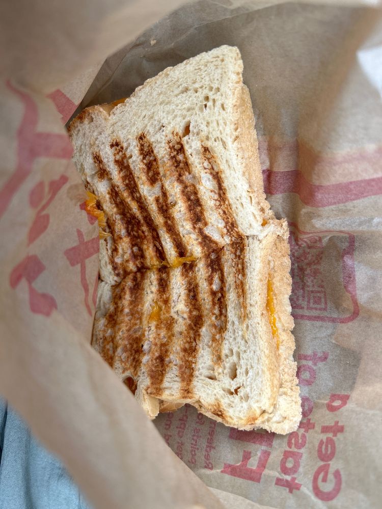 TIM HORTONS Updated September 2024 11 Reviews 461 N Main St