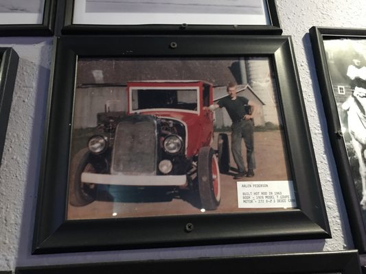 BLAIR’S PUB & GRUB - Updated July 2024 - 11 Photos - 110 E 5th St