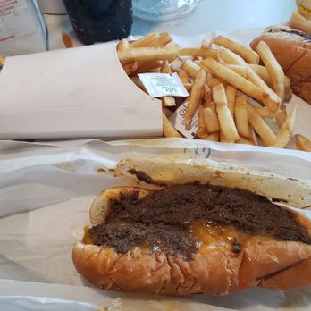 Netty's Chili Dogs - Yum! - Hot Dogs Near Me - Lakeside Marblehead, Ohio Netty's Chili Dogs - Yum! - Hot Dogs Near Me - Lakeside Marblehead, Ohio