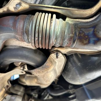 Dublin Toyota - Cracked exhaust manifold - Car Dealers Near Me - Dublin, California Dublin Toyota - Cracked exhaust manifold - Car Dealers Near Me - Dublin, California
