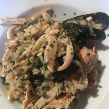 Vicolo Intherno - Wine Bars Near Me - La Spezia, SP Vicolo Intherno - Wine Bars Near Me - La Spezia, SP