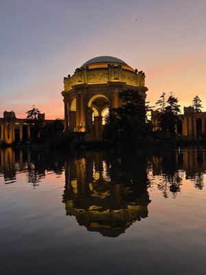 Palace of Fine Arts by null