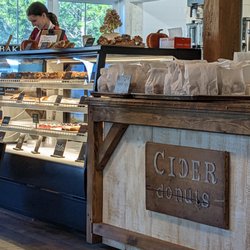 Woodstock Orchards - Bakery