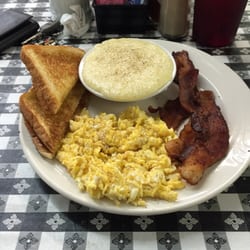 Countyline Cafe - Eggs grits bacon toast !  Great morning breakfast!!