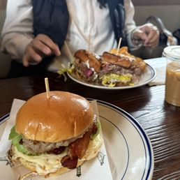 Brioche BESC & Steak Sando w romaine lettuce instead of arugula