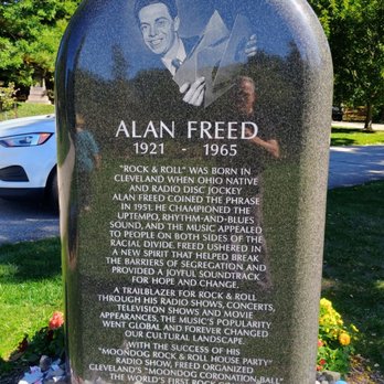 Lake View Cemetery - Alan Freed's jukebox gravestone. - Funeral Services & Cemeteries Near Me - Cleveland, Ohio Lake View Cemetery - Alan Freed's jukebox gravestone. - Funeral Services & Cemeteries Near Me - Cleveland, Ohio