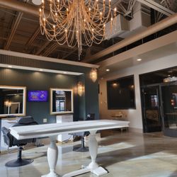 Grant and Dunne Styling Bar - Interior shot
