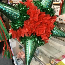 D&C Store Party Supply & Florist - Christmas Piñata