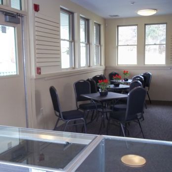 Stoneham Oaks Golf Course - Come relax and have a coffee and enjoy the view - Golf Near Me - Stoneham, Massachusetts