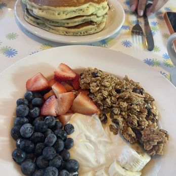 Big Bad Breakfast - Memphis - Yogurt with Granola and Fruit and Flapjacks - New American Near Me - Memphis, Tennessee Big Bad Breakfast - Memphis - Yogurt with Granola and Fruit and Flapjacks - New American Near Me - Memphis, Tennessee