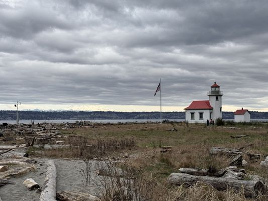 Point Robinson Lighthouse by null