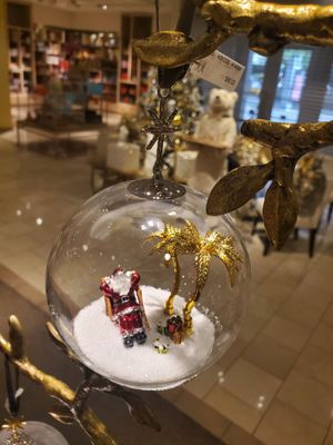 Neiman Marcus by null