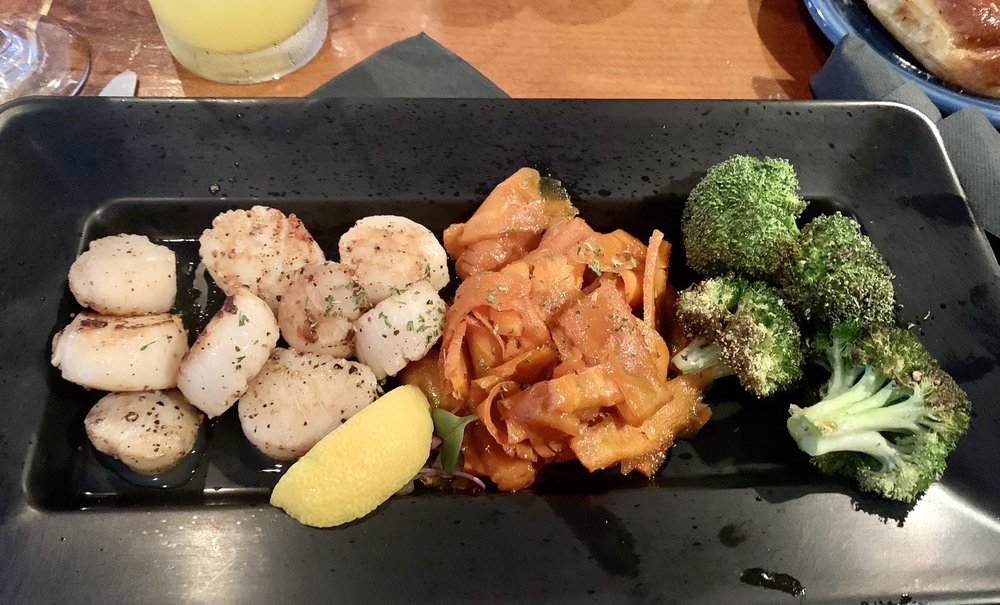 WATER STREET TAVERN AND INN 68 Photos & 63 Reviews 12 Water St, Lubec, Maine Bed