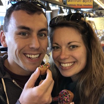 Daily Dozen Doughnut - Bakeries Near Me - Seattle, Washington