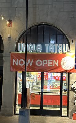 Chapman Plaza by null