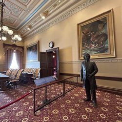 colonial tours of Annapolis - Statue of Frederick Douglass at the State House