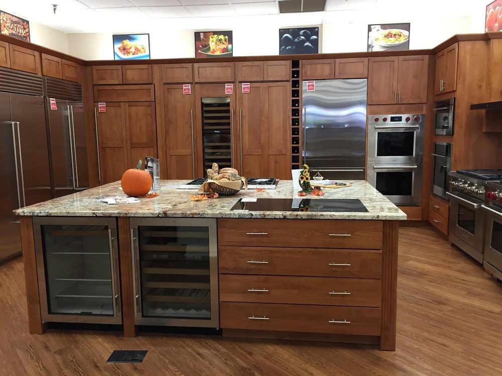 BRAY & SCARFF Updated October 2024 36 Photos & 160 Reviews 831C