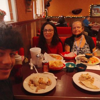 Mi Rancho Alegre Mexican Restaurant - Lunch with daughter and grandson - Mexican Near Me - San Antonio, Texas