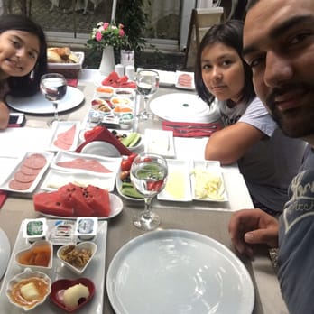 Secret Garden Restaurant - Breakfast is great. Sabah kahvaltisi super. - Seafood Near Me - Istanbul, 34