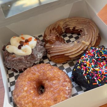Damn Fine Hand Pies - Donuts Near Me - St. Louis, Missouri Damn Fine Hand Pies - Donuts Near Me - St. Louis, Missouri