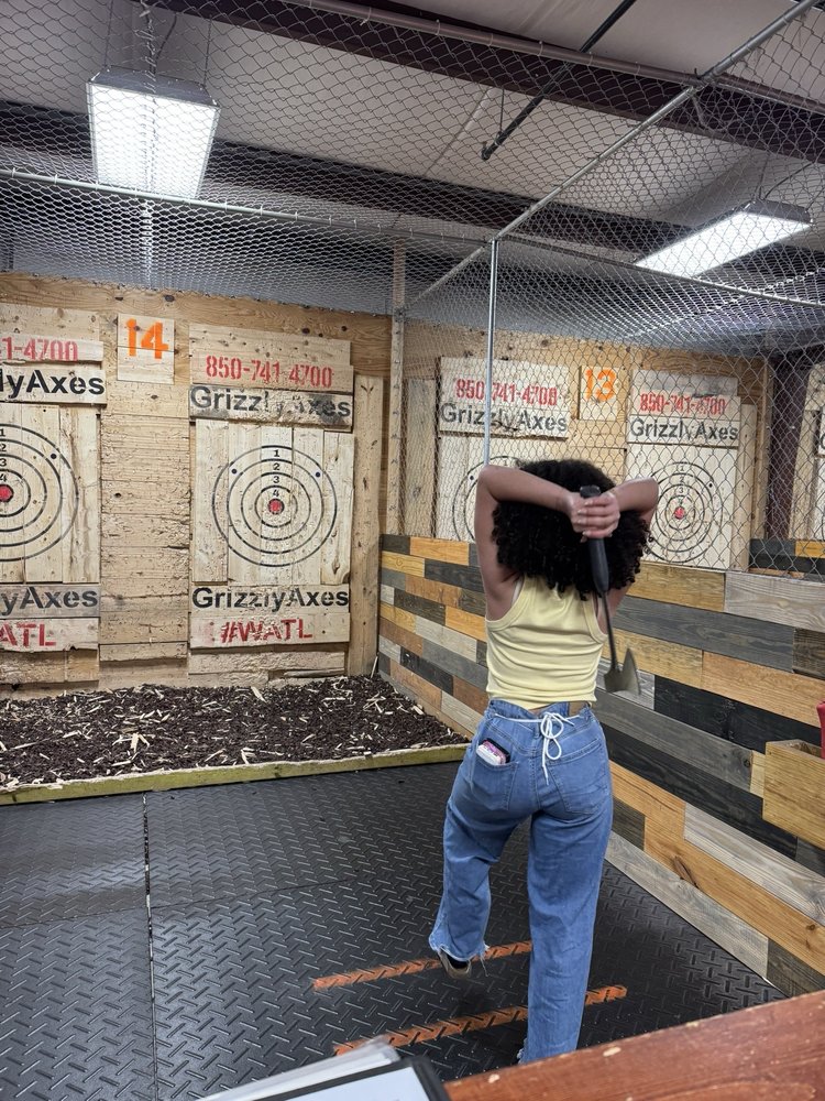 Social spots from Grizzly Axes