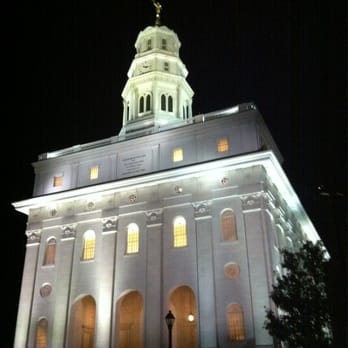 Nauvoo Temple - The Beautiful Nauvoo Temple. - Churches Near Me - Nauvoo, Illinois Nauvoo Temple - The Beautiful Nauvoo Temple. - Churches Near Me - Nauvoo, Illinois