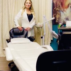 Aesthetics PRP in Utah  - PRP in Utah, 5Star Technology Injections, Facelift, Hair Regrow, Muscle Recovery.
