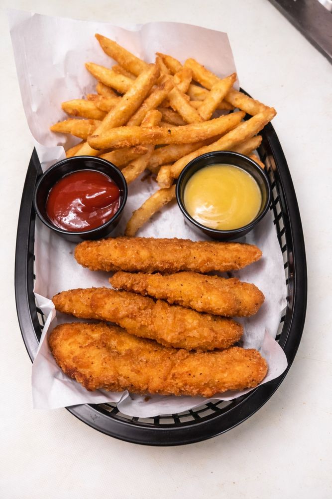 Social spots from New Wave Billiards & Sports Bar