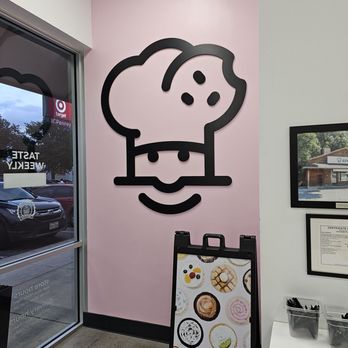 Crumbl - Alamo Ranch - Bakeries Near Me - San Antonio, Texas