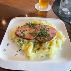 Fuchsbau - Weißkohl-Kartoffelstampf mit Kassler