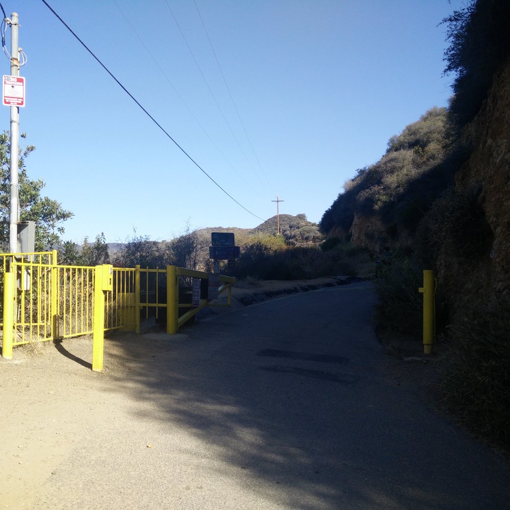 Murphy Ranch Trail - Start of the hike - Hiking Near Me