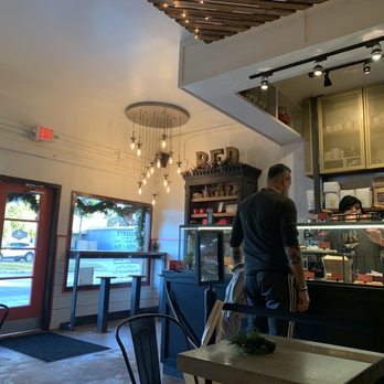 Red Dessert Dive - Interior - Desserts Near Me - Houston, Texas