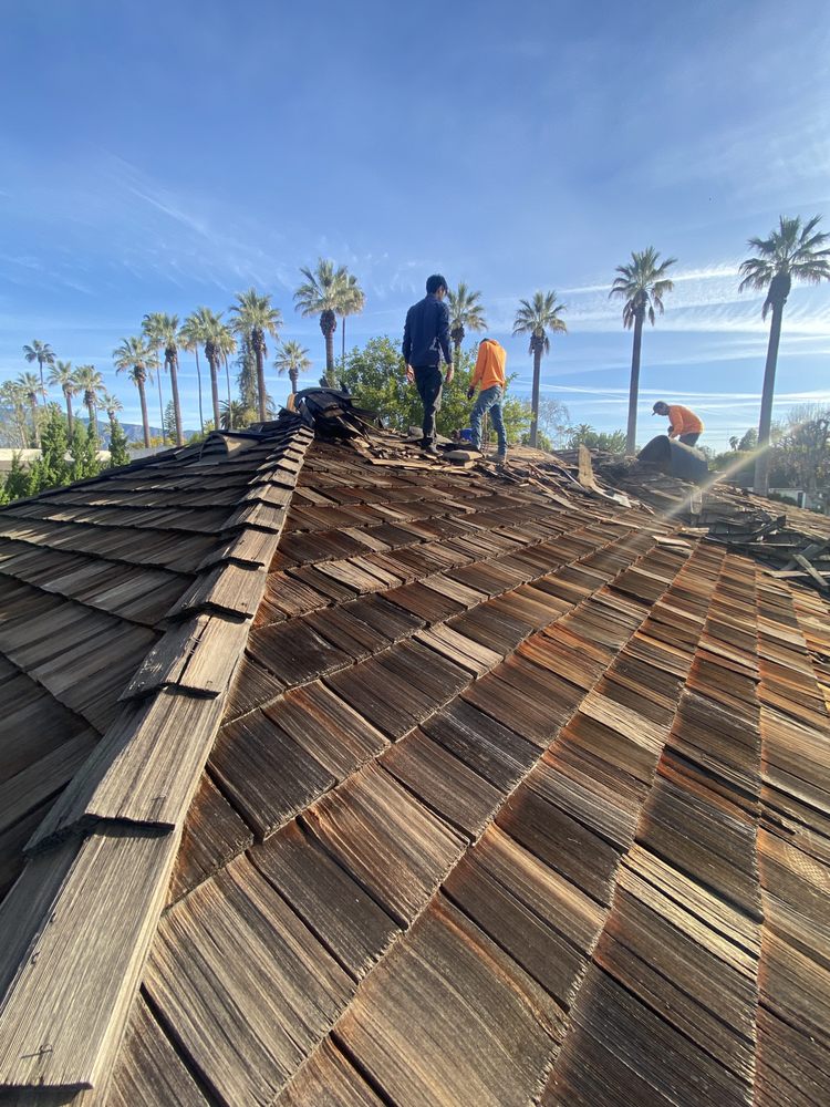 Slide of Roofing Company in Pasadena 