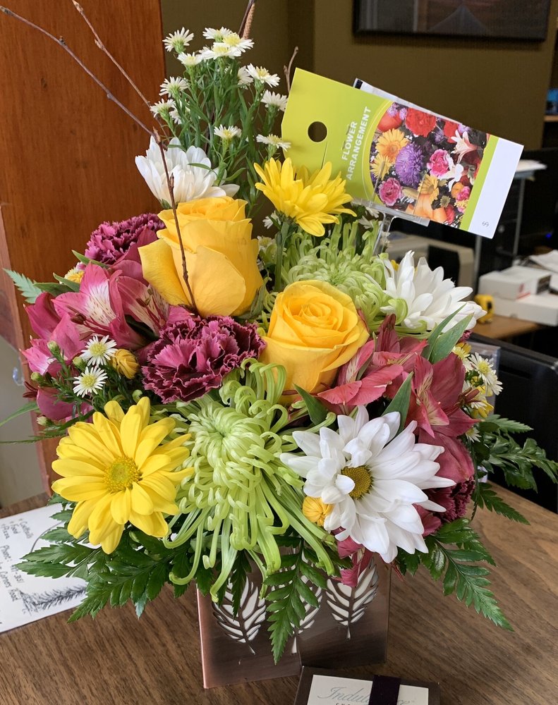 STEELE STREET FLORIST Updated August 2024 300 Steele St, Algoma