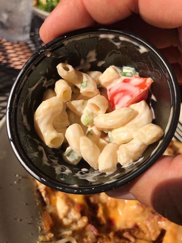 Crackers Island Grille