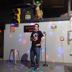 Garage Bar Willoughby - Stand-up show featuring a guy who looks like the spawn of Stephen King.