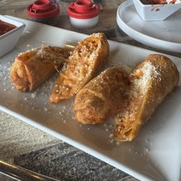Lasagna Egg Rolls