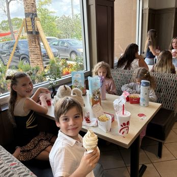 Chick-fil-A - Fast Food Near Me - Coral Springs, Florida Chick-fil-A - Fast Food Near Me - Coral Springs, Florida