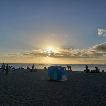 Kaimana Beach - Beaches Near Me - Honolulu, Hawaii Kaimana Beach - Beaches Near Me - Honolulu, Hawaii