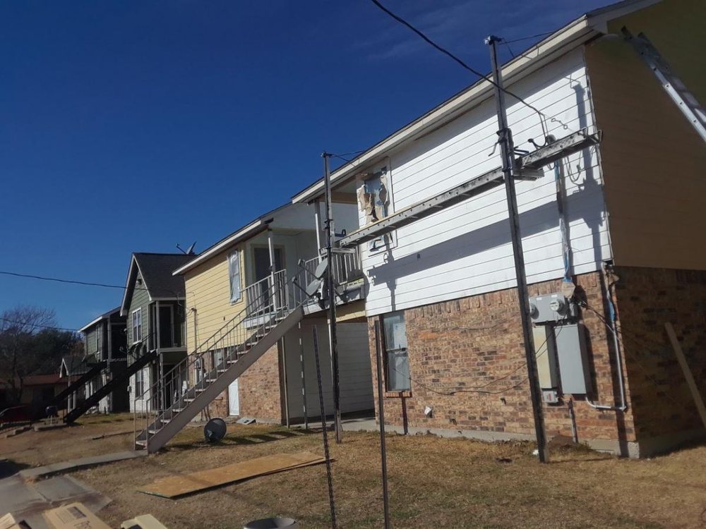 Slide of 123 Remodeling and Roofing